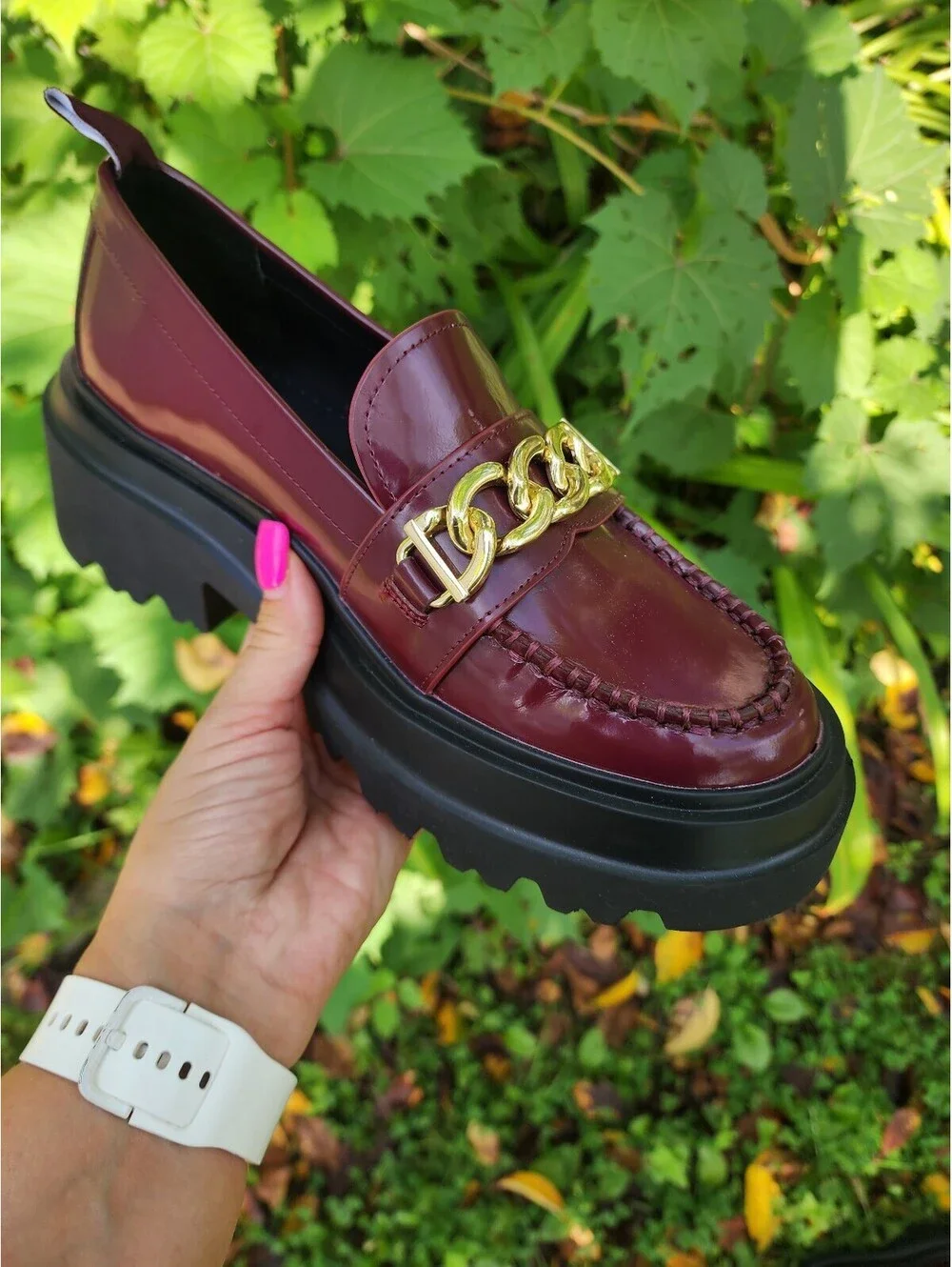 Size 8 - New G.H BASS Platform Lug Chain Loafer